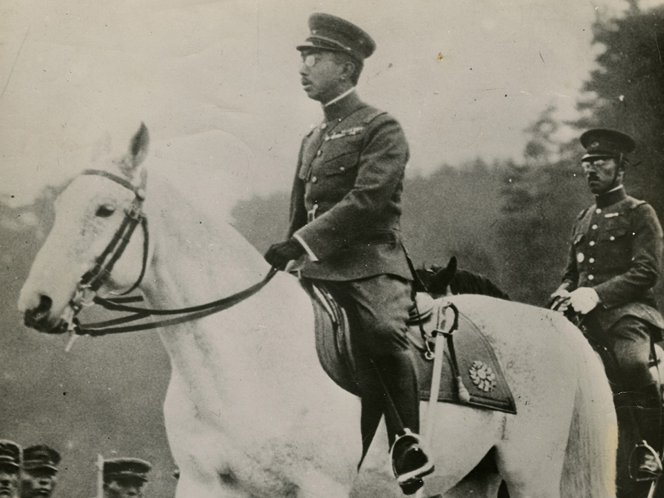 洋書 Shocking Crimes of Postwar Japan Japanese War Crimes - 1st Edition - Peter Li - Routledge Book